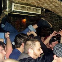 Видео от целия сет на Sofia Ska Skins преди Skapoint (2006)